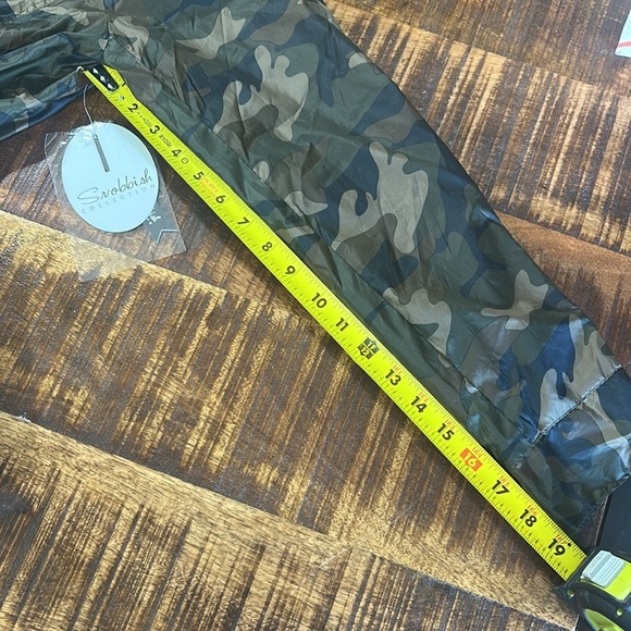 NWT Snobbish Collection camo hooded rain coat size XL - Picture 9 of 12